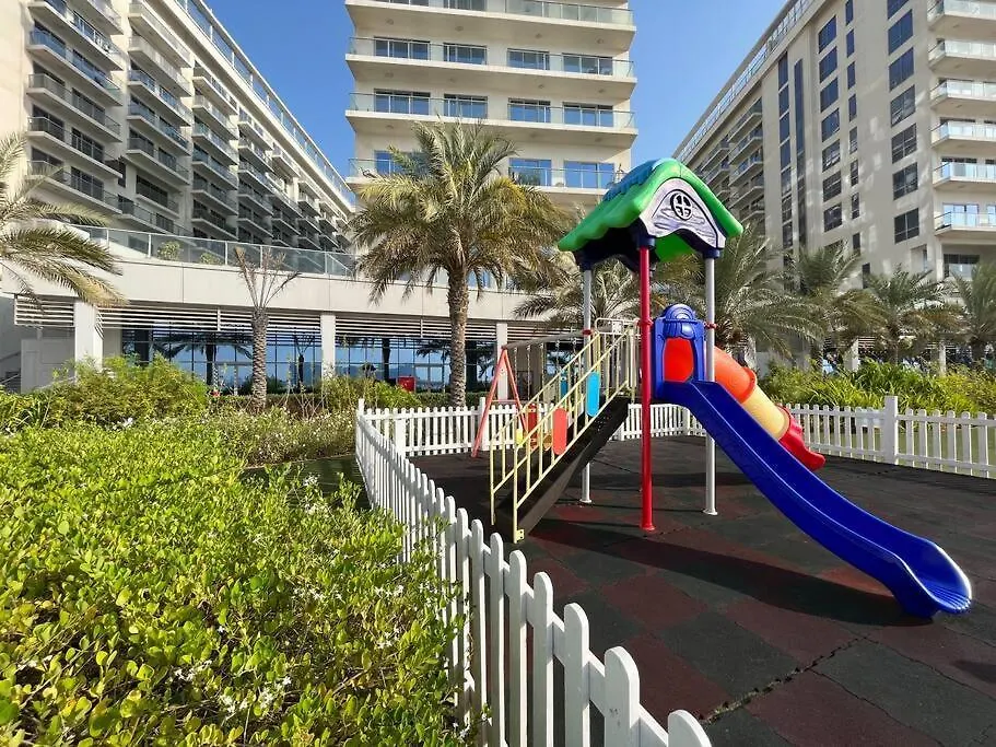 Luxury Seaview Studio Apartment -Rak Marjan Island رأس الخيمة