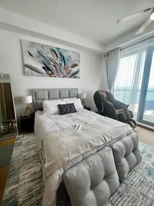 Luxury Seaview Studio Apartment -Rak Marjan Island رأس الخيمة بيت للعطل