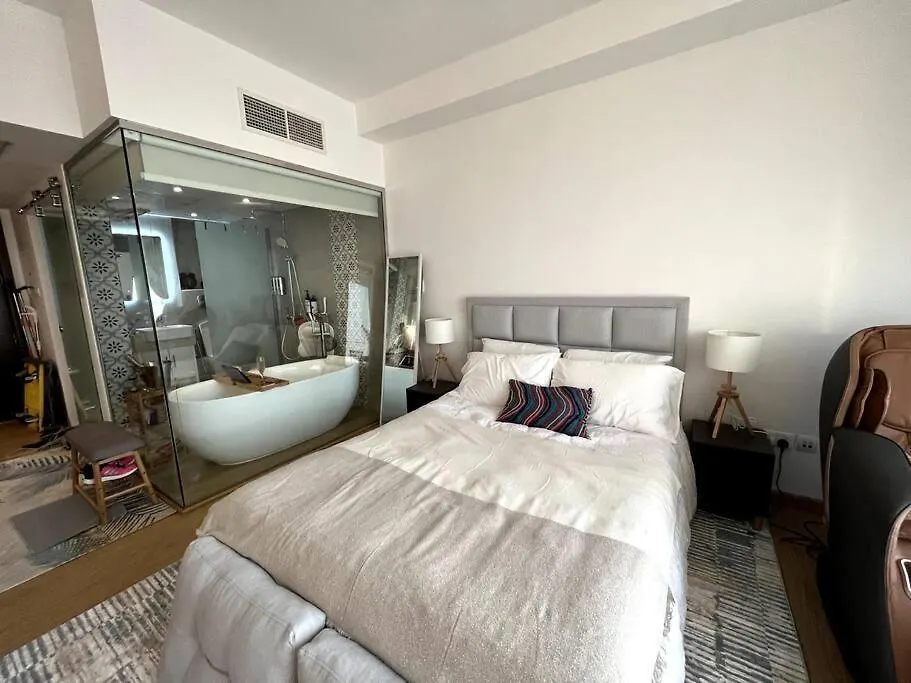 Luxury Seaview Studio Apartment -Rak Marjan Island رأس الخيمة الإمارات العربية المتحدة